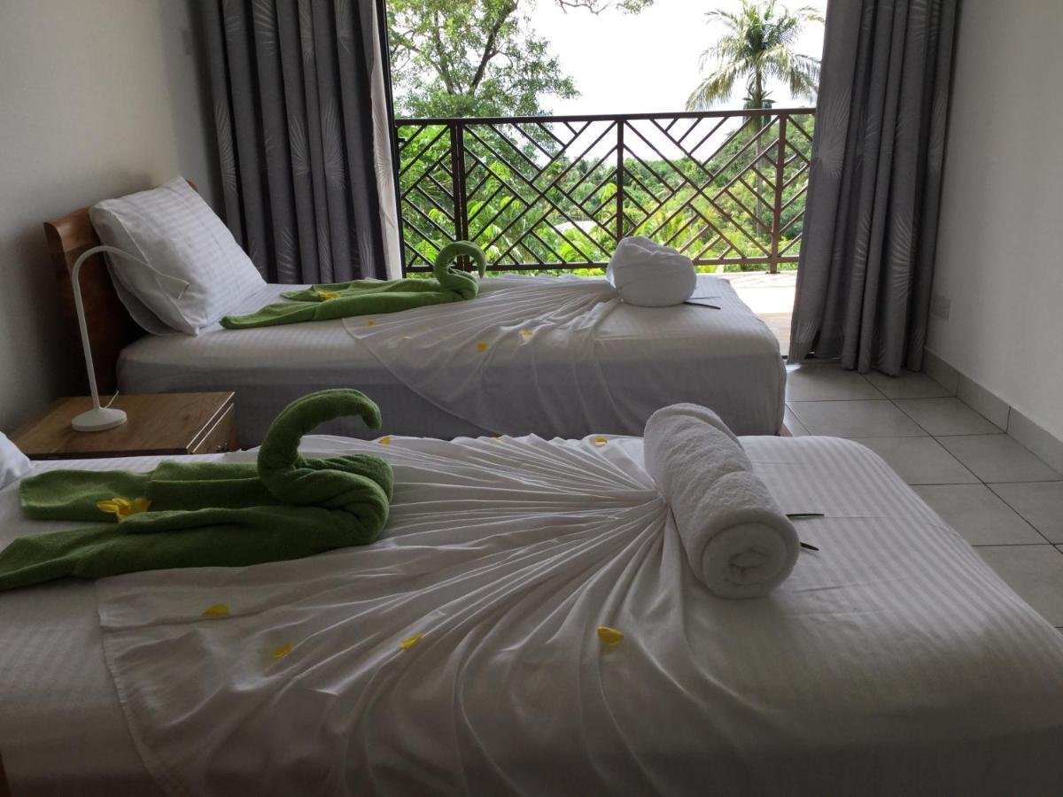 Bougainvillas Seychelles Anse Royale Extérieur photo